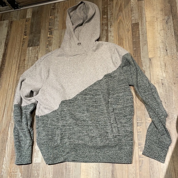 Tops: sm-lrg - Yaya, Zara, Suzy Shier, lucky brand - Picture 14 of 16